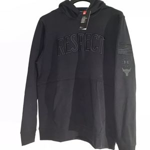UNDER ARMOUR UA
PROJECT ROCK "RESPECT" HOODIE
MEN